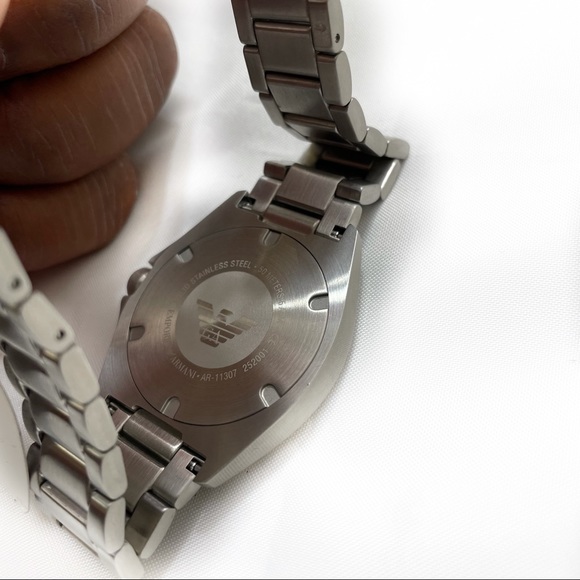 EMPORIO ARMANI STAINLESS STEEL WATCH - Picture 5 of 7